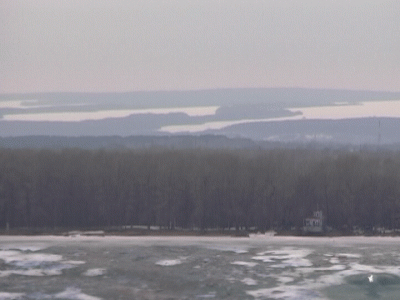 Владимир Логутов. Серия из трех видео Взаимопроникновение видимого и реального. 2008. Видео. Сourtesy автор / Vladimir Logutov. The series Interpenetration of the visible and the real. 2008. Video. Сourtesy author