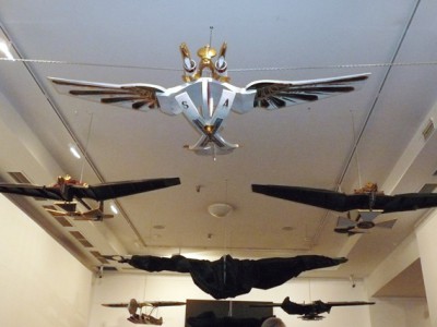 Борис Орлов. Парад астральных тел. Из проекта Воинство земное и воинство небесное. 1970–2008. Смешанная техника, дерево, эмаль, бумага. Сourtesy автор / Boris Orlov. Parade of astral bodies. From the project The host of earth and the host of heaven. 1970–2008. Mixed media, wood, enamel, paper. Сourtesy author